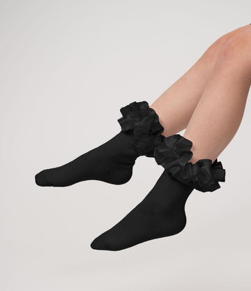 Ankle ruffle ribbon socks